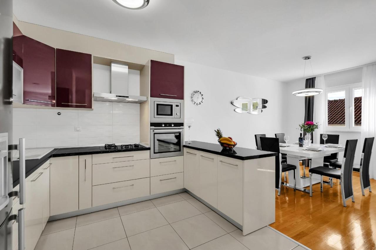 Apartman Linea ماكارسكا المظهر الخارجي الصورة