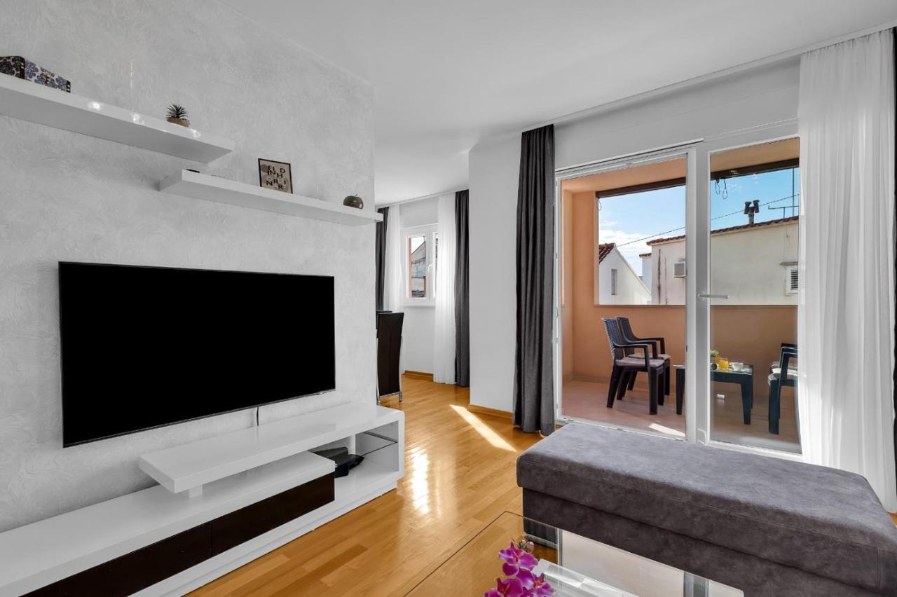 Apartman Linea ماكارسكا المظهر الخارجي الصورة