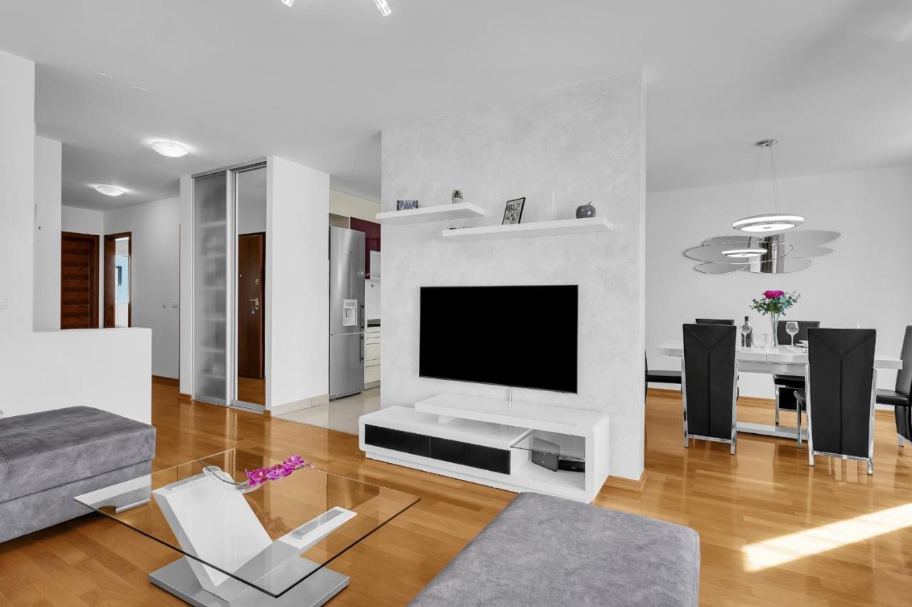 Apartman Linea ماكارسكا المظهر الخارجي الصورة